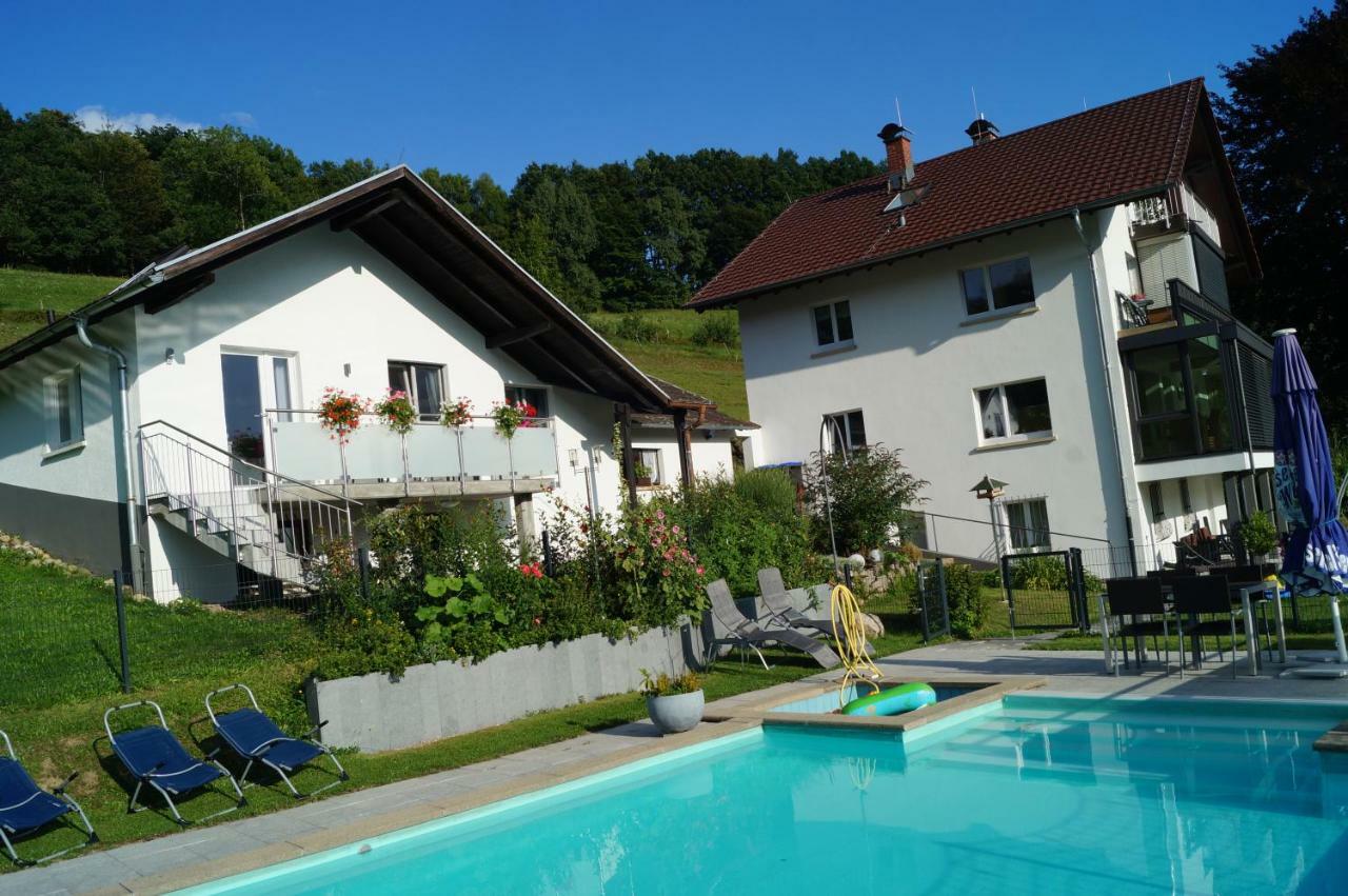 Traumhafte Ferienwohnung Mit Pool Steinen  Exterior foto