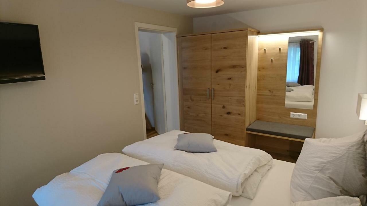 Traumhafte Ferienwohnung Mit Pool Steinen  Exterior foto