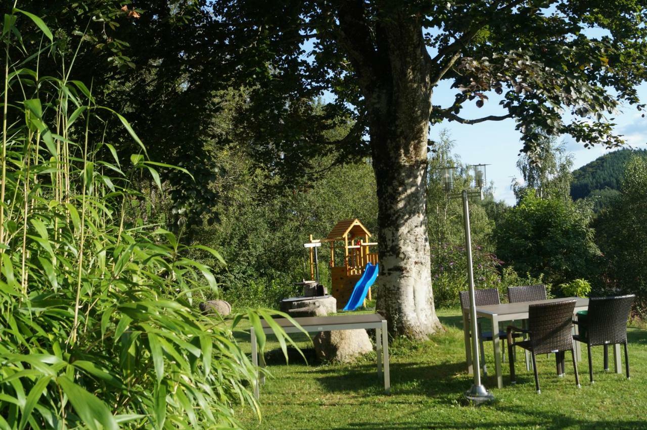 Traumhafte Ferienwohnung Mit Pool Steinen  Exterior foto